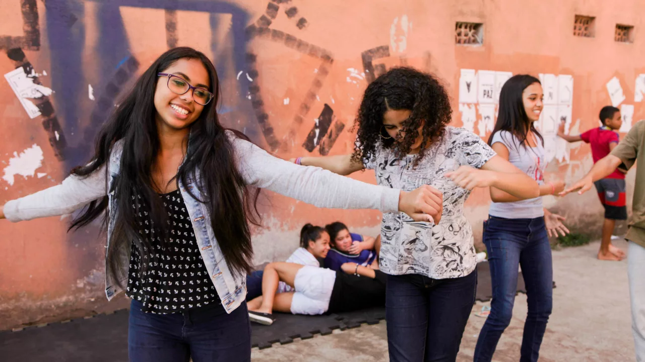 Ungdommer i Misjonsalliansens arbeid i Brasil.