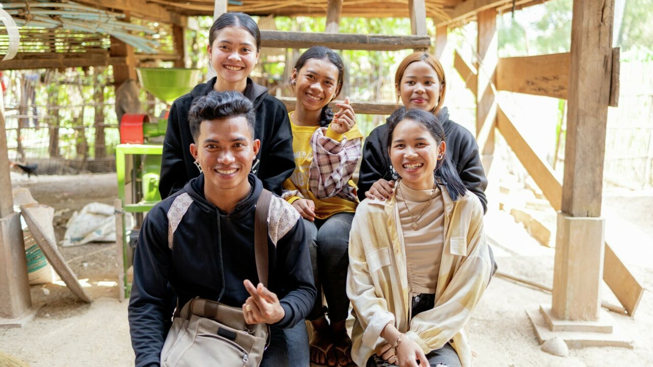 Unge bærer fremtiden og er nåtiden. Her fra et av Misjonsalliansens prosjekter i Kambodsja.