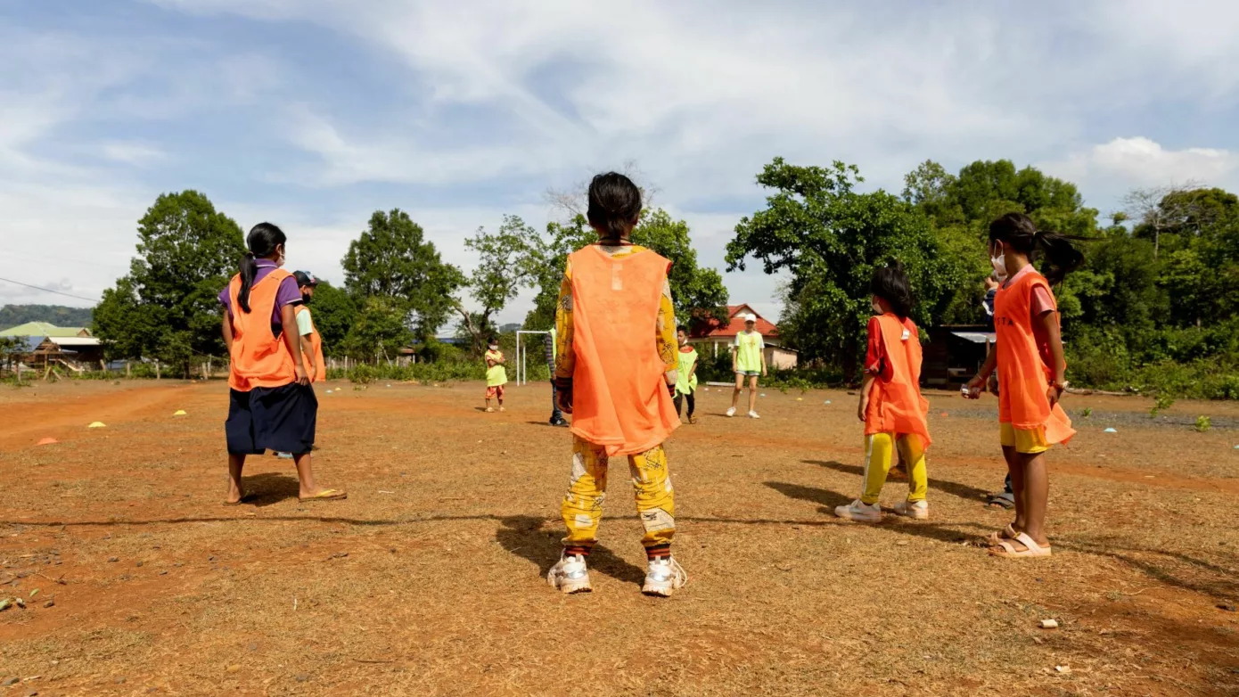 Idrett krysser grenser kambodsja skole urfolk rettigheter Foto Fride Maria Næsheim